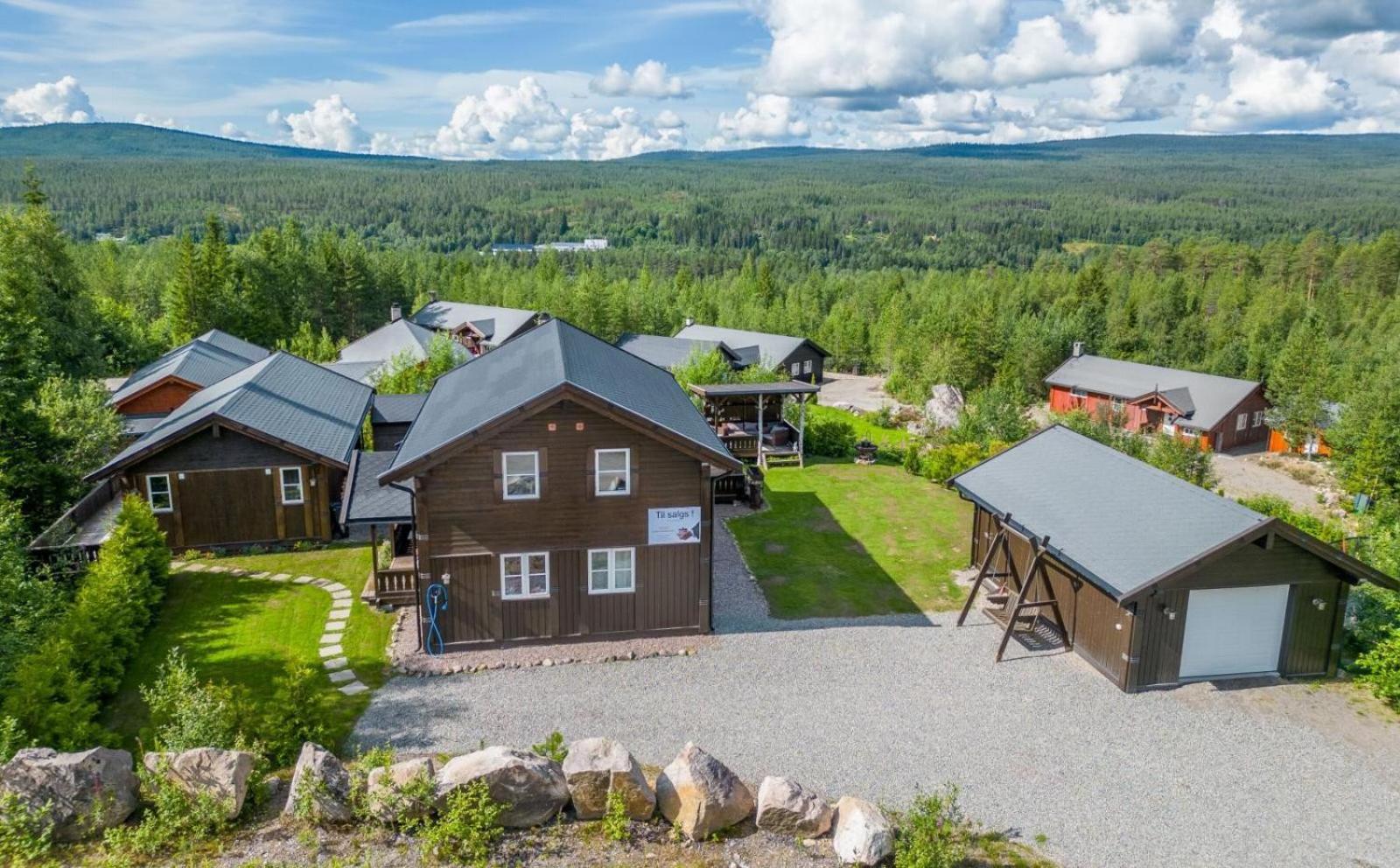 A Wonderful Estate Of Two For Seasons! *